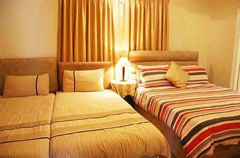 Savoy Lodge